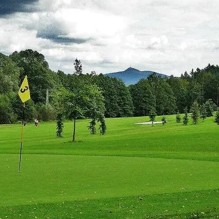 Chateau Du Golf Next To Malevil Golf Villa *